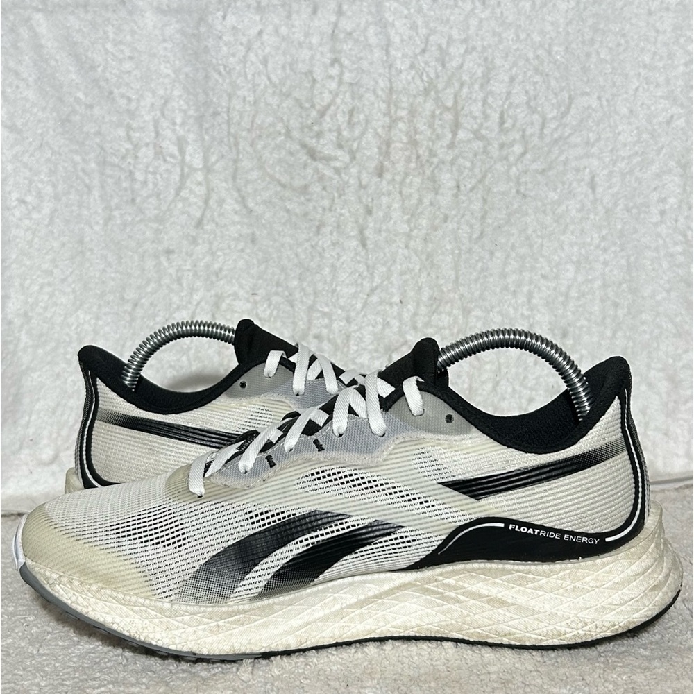 Reebok Womens Floatride Energy Grey Running Athletic Sneaker Shoes SZ US 9 - Picture 7 of 11